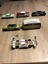 lot vehicule miniatures dinky original 1/43,bon état et   solido