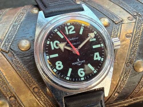 Montre plongée mécanique - de,