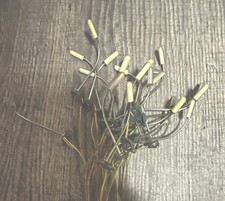 LOT  90 Environ lampadaires et