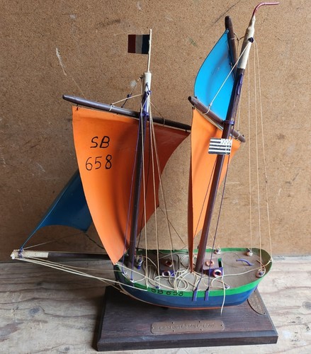 Ancien bateau léjon maquette - ancien,