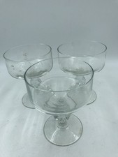 3 Coupes À Dessert Anciennes