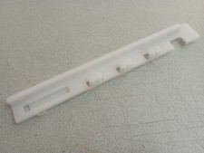 Support Plastique Étagère