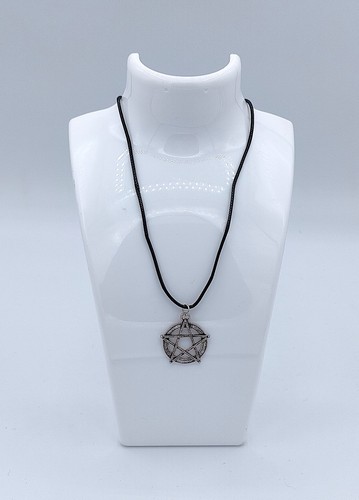 Collier pentacle couleur