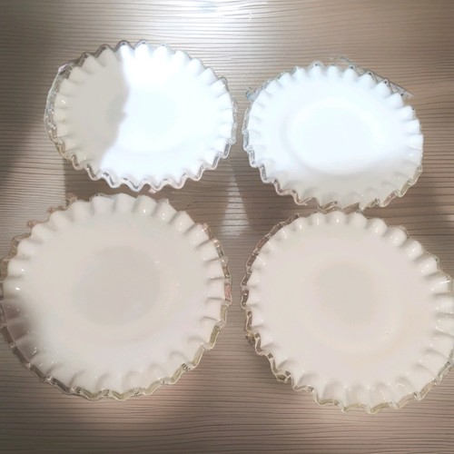 Fenton silver crest - crest, white