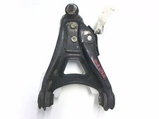 Triangle inferieur avant droit