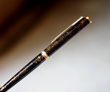 STYLO BILLE PARKER PREMIER LAQUE BRUNE POUSSIERE D'OR & PL. OR - RARE FINITION