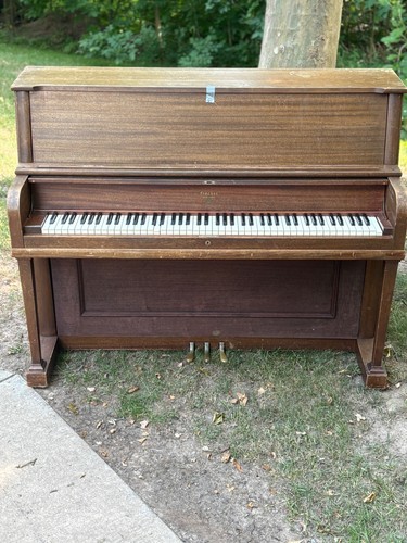 Good conditioned piano - good-conditioned,