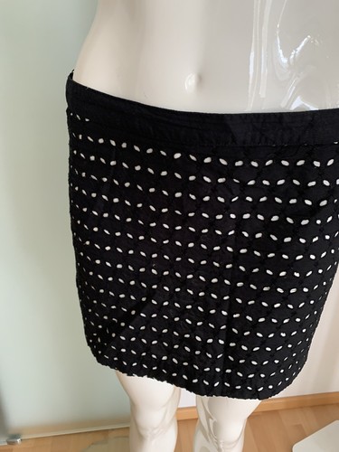 Mini jupe jupe motif trou