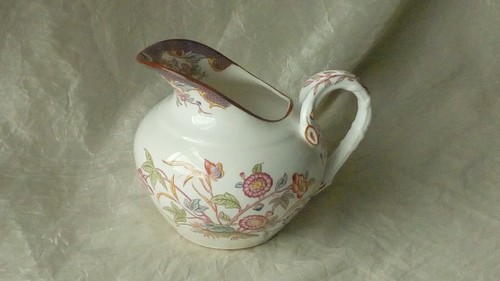 Pot lait porcelaine - en,