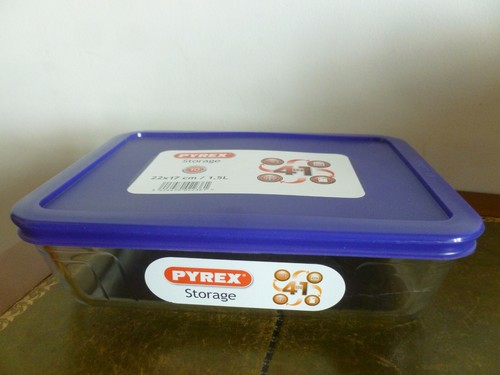 Neuf plat avec - , couvercle