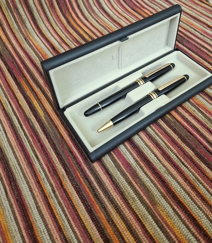 Vintage fountain ballpoint - /,