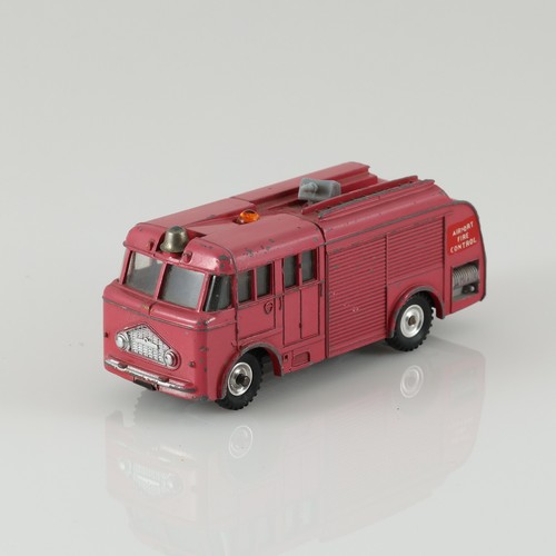 Dinky toys 276 airport - toys, gb