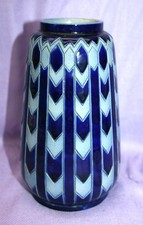 Vase ancien en grès bleu