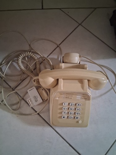 Telephone avec cadran - telephone, rotatif