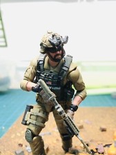 Custom 1/18 scale LOT (2) M4