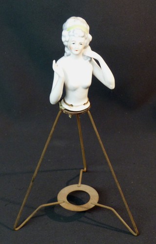 1850 rare statuette poupée - a,