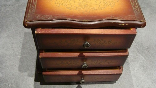 Petite commode bijoux - petite,