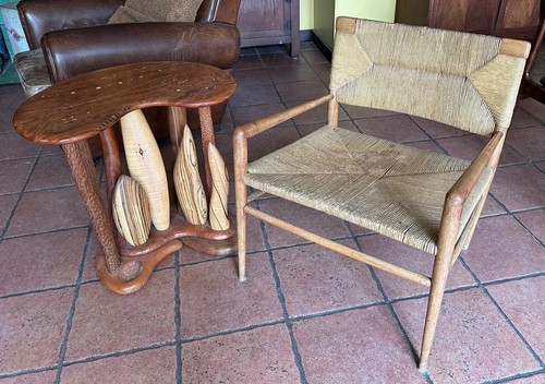 Mid century modern - mid, mel
