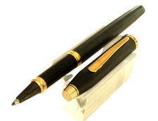 MAGNIFIQUE STYLO ROLLER BILLE