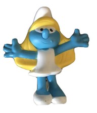 FIGURINE SCHTROUMPF SMURF MAC DONALD 2018 Mac Do Donald's Schtroumpfette