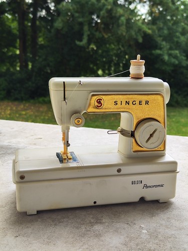 Jouet ancien machine coudre - jouet,