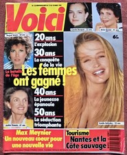 ESTELLE HALLYDAY RAQUEL WELCH