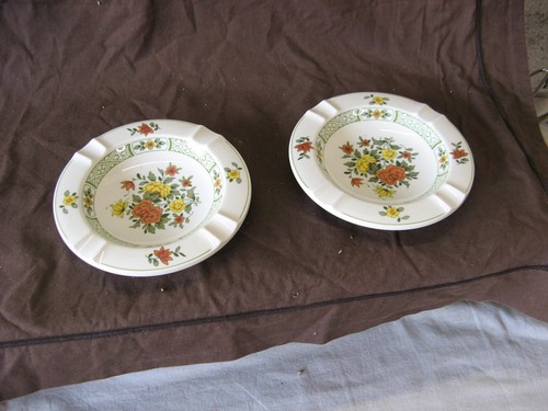 Rare cendriers porcelaine - rare, en