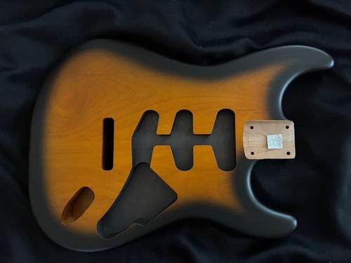 Stratocaster nitro fait main - stratocaster,