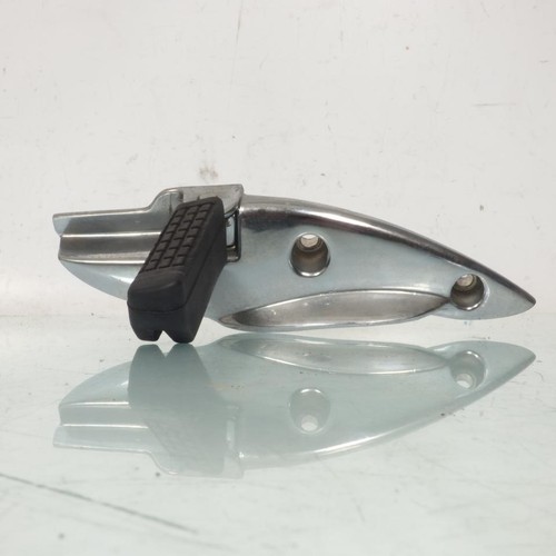 Platine repose pied - de,