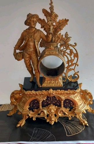 Ancien corps pendule - corps, en