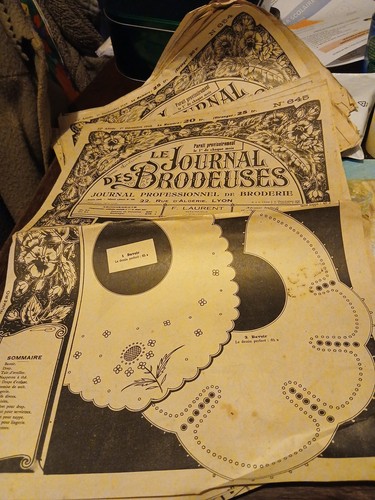 Journal des brodeuses - des, 1