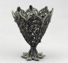 joli ancien Coquetier en