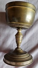 Vieux Calice en laiton
