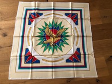 Foulard carré de soie -