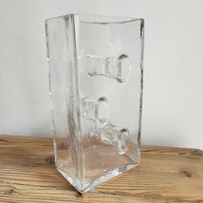 Vase Design Moderniste en
