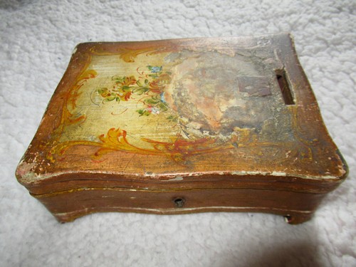 Ancien coffret tirelire - ancien,