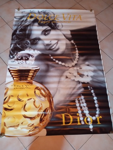 Grande affiche publicitaire - grande,