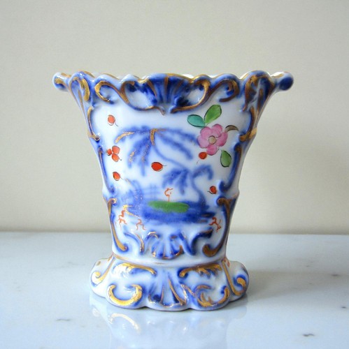 Bayeux paris vase cornet - ou, paris.