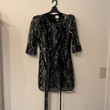 Mini robe de collaboration