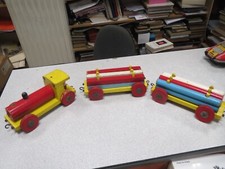 CA216 JOUET ANCIEN VINTAGE PETIT TRAIN EN BOIS AVEC LOCOMOTIVE CONSTRUCTION