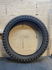 Pneu clou avant moto 21