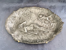 Superbe plat ovale en étain