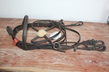 RIDING WORLD -  Bridon Muserolle Croisée en Cuir de BUFFLE  Brun Foncé 301005318