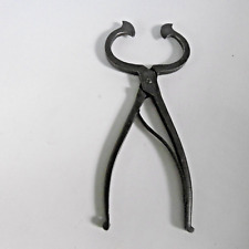 ancienne pince metal a casser le sucre