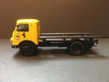 OM LEONCINO / FERRARI 1/43 (modifié)