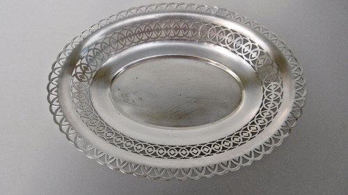 Corbeille ajouree metal - en,