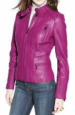 Blouson de motard rose en cuir