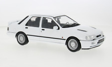 Ford Sierra Cosworth 4x4 de 1992 au 1/18 de MCG Model Car Group MCG18353