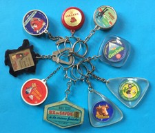 Lot de 9 porte-clés anciens