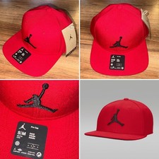 Casquette snapback réglable